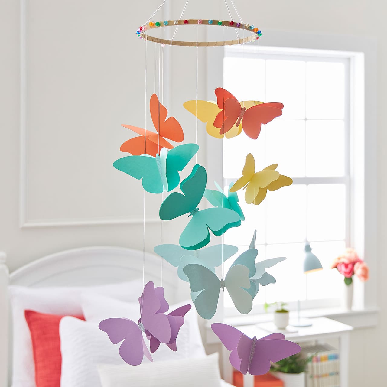 Mobile de papillons en papier